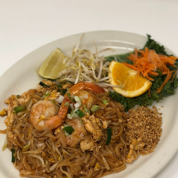 N4. Pad Thai.